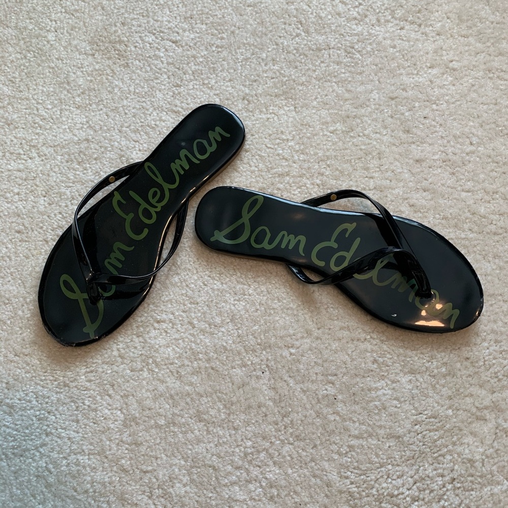 Sam Edelman black glossy flip flops size 9